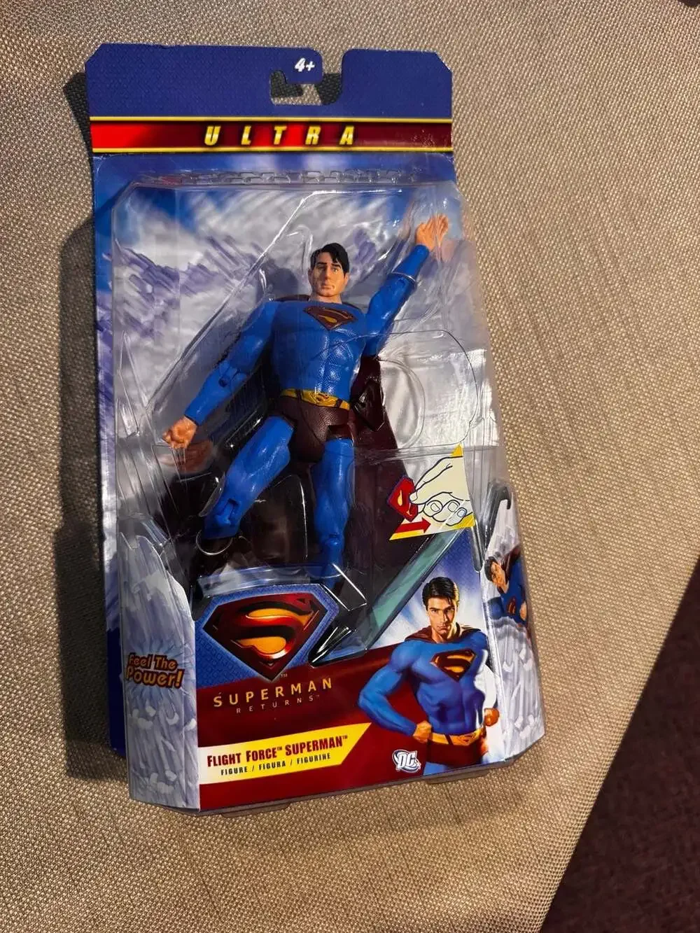 Mattel Superman Returns Ultra Flight Force Superman Action Figure